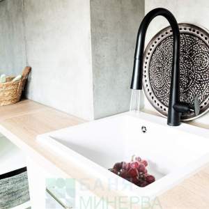 LAVEO NALDA BAY 769D Кухненски смесител Черен с изтеглящ се душ